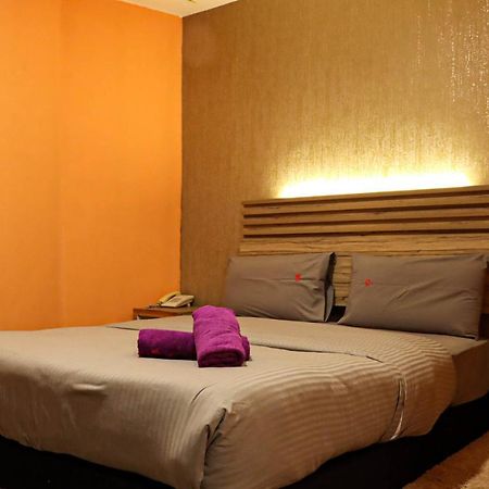 Classical Boutique Hotel Puchong Extérieur photo